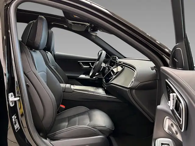 Mercedes-Benz E-Class view 14
