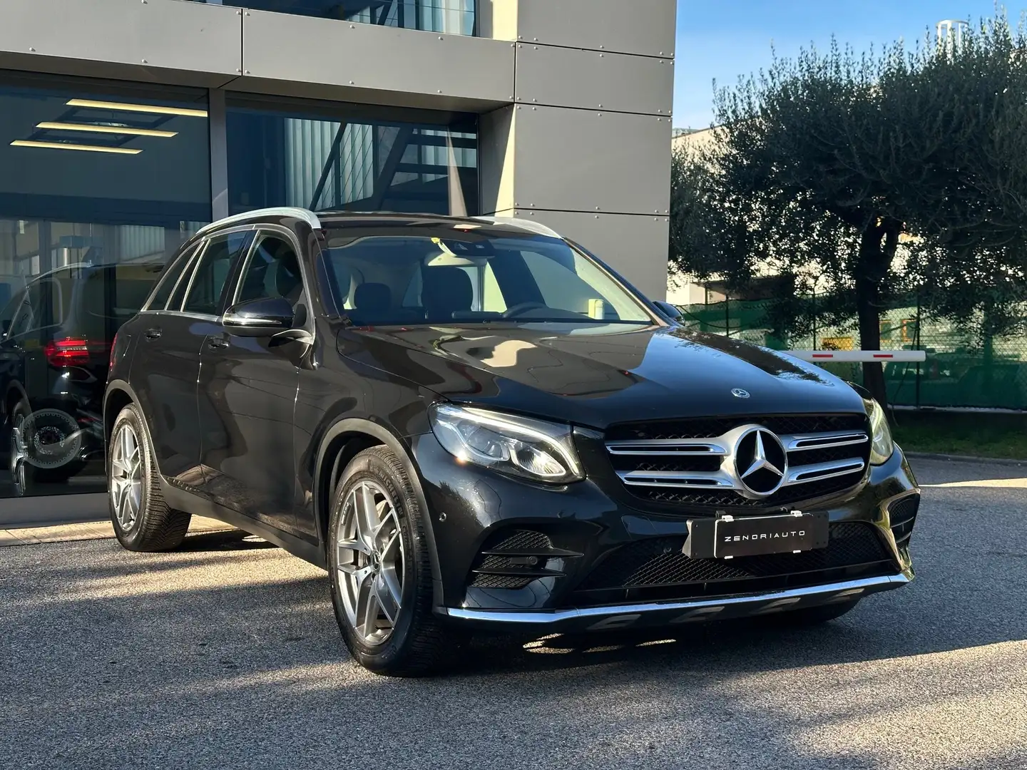 Mercedes-Benz GLC 220 d Premium 4Matic 9G-Tronic Negro - 1