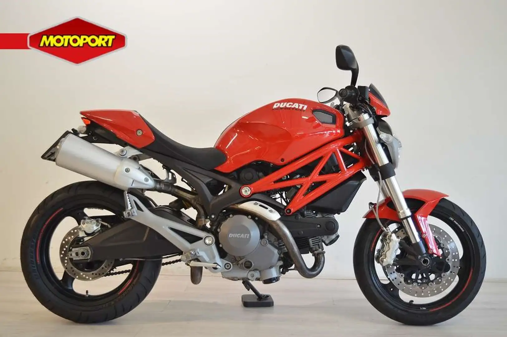Ducati Monster 696 + Roşu - 1
