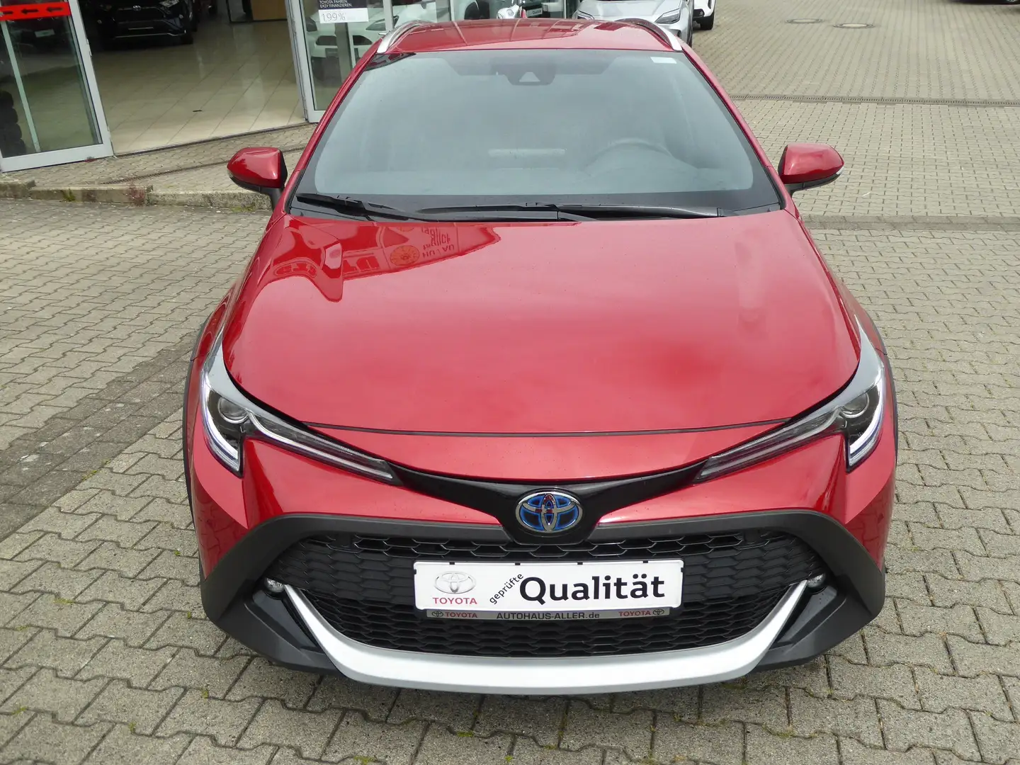 Toyota Corolla TS 2.0H Trek Rouge - 2