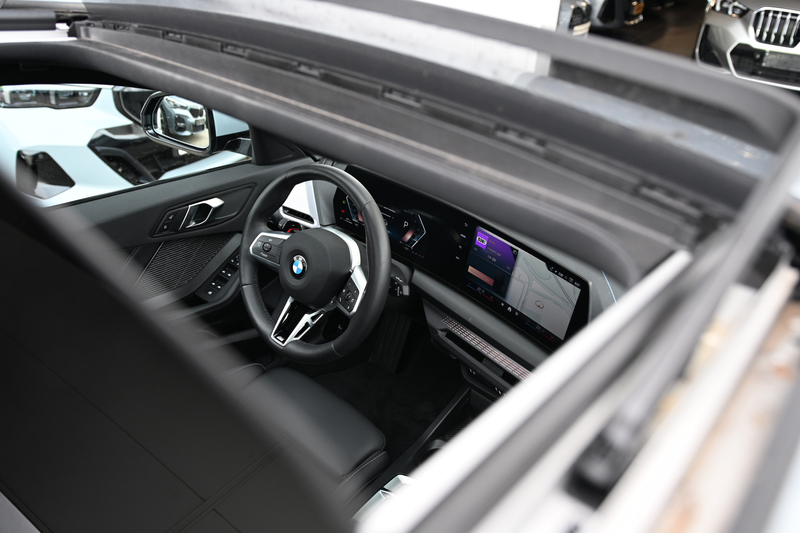 BMW 120 1 Serie M Sport Automaat / Panoramadak / Sportstoe — photo 6