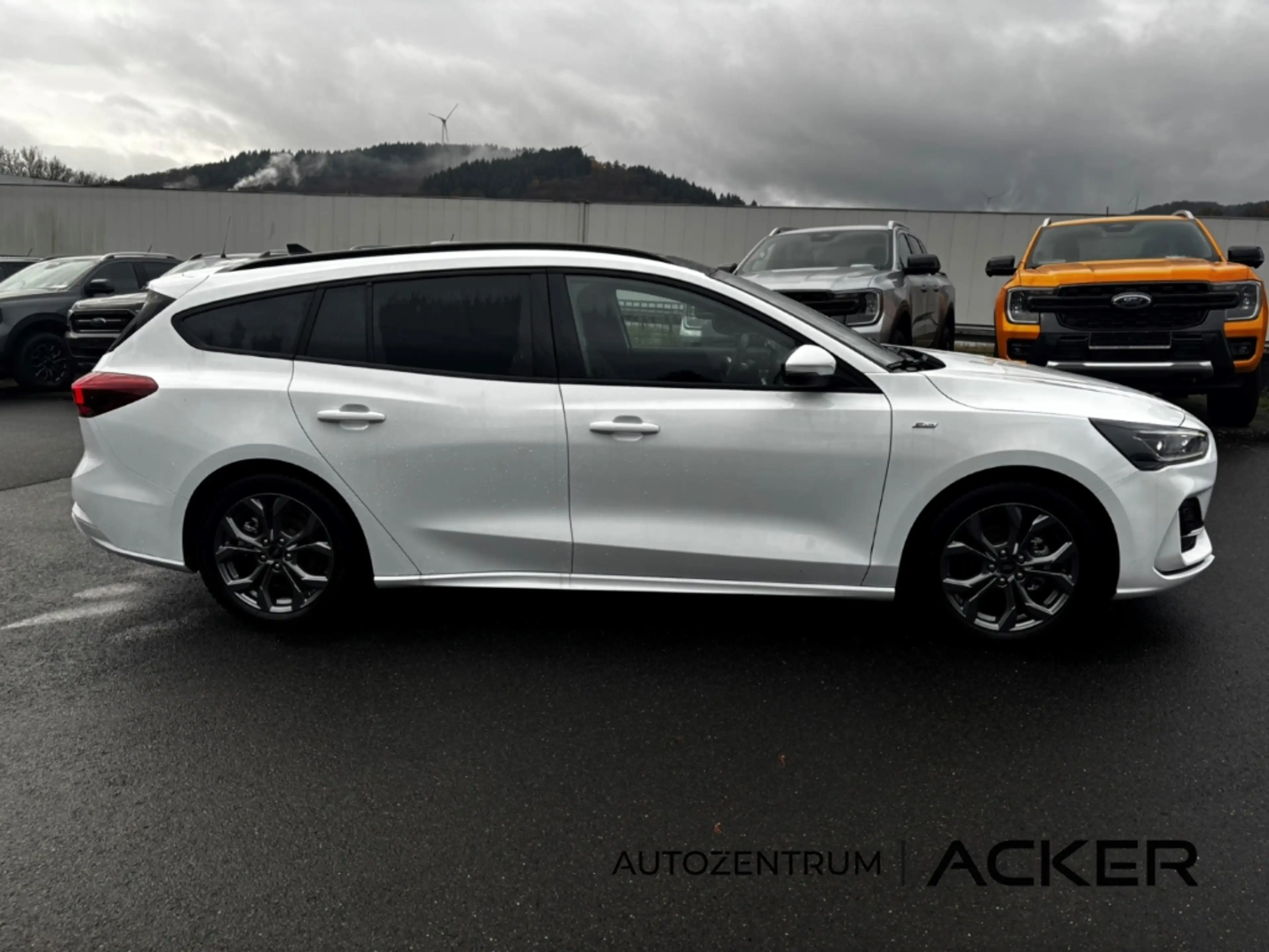 Ford Focus ST-Line X Turnier AT7 PSD/LED/aAHK -48%* — photo 13