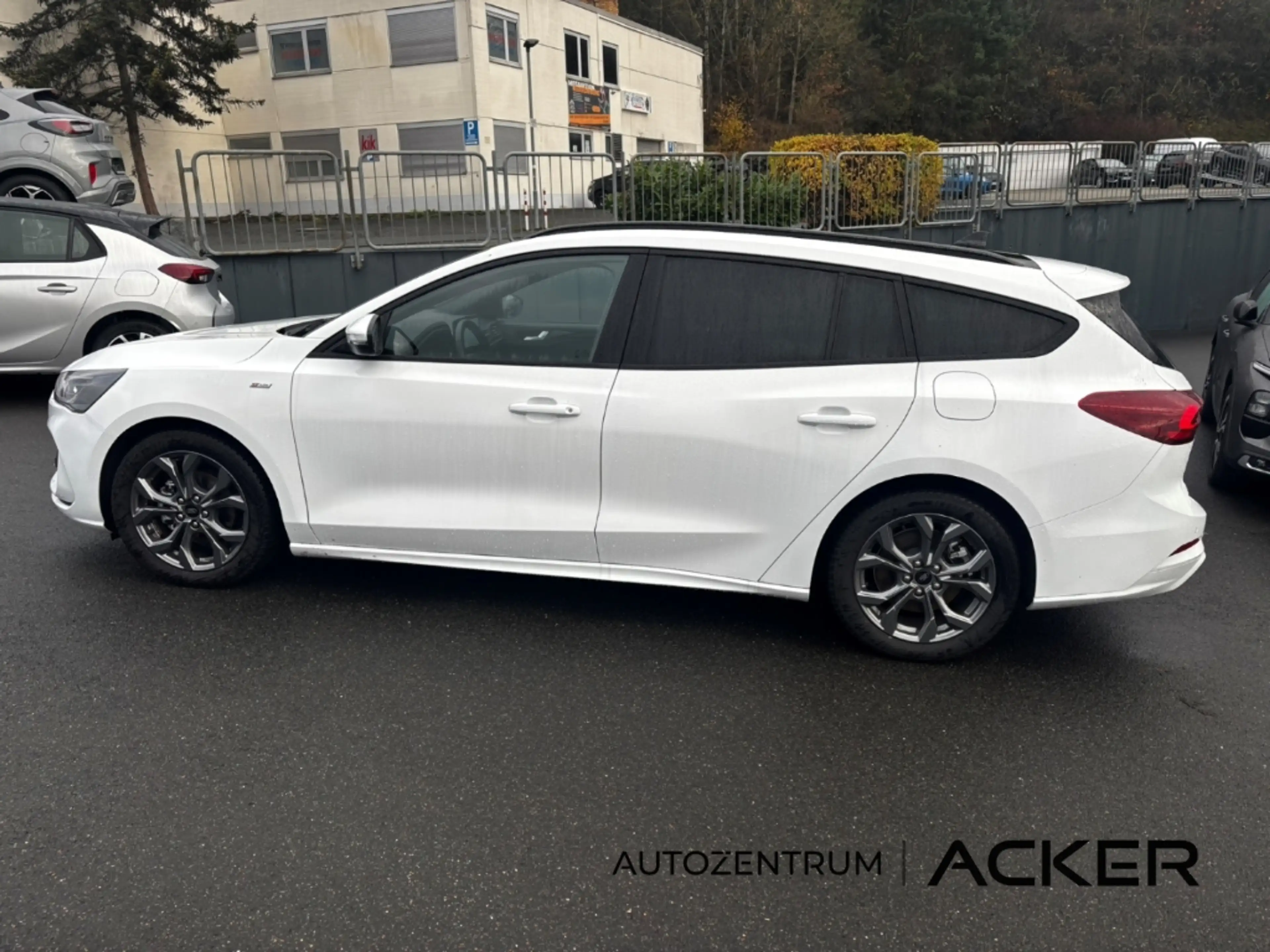Ford Focus ST-Line X Turnier AT7 PSD/LED/aAHK -48%* — photo 12