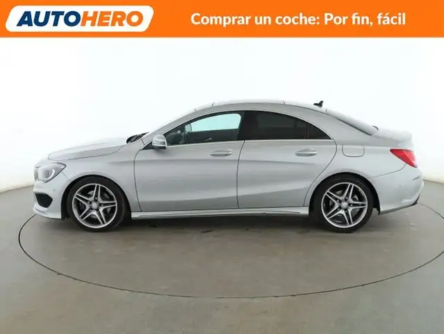 Mercedes-Benz CLA view 3