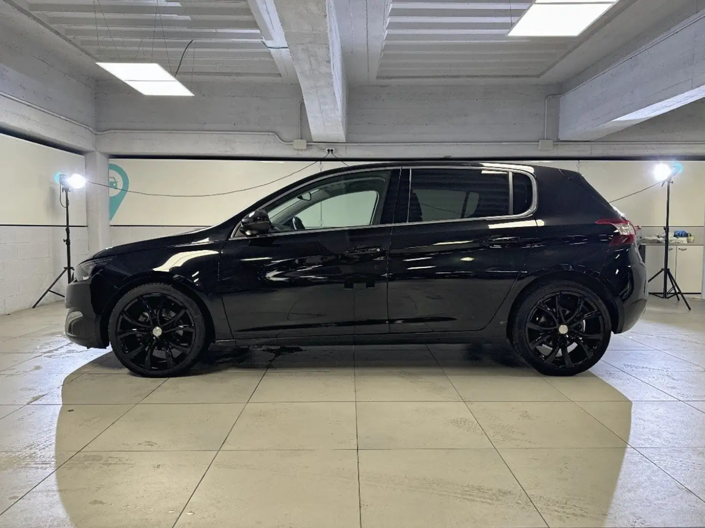 Peugeot 308 Allure BlueHDi 120cv EAT6 S&S aut. Nero - 2