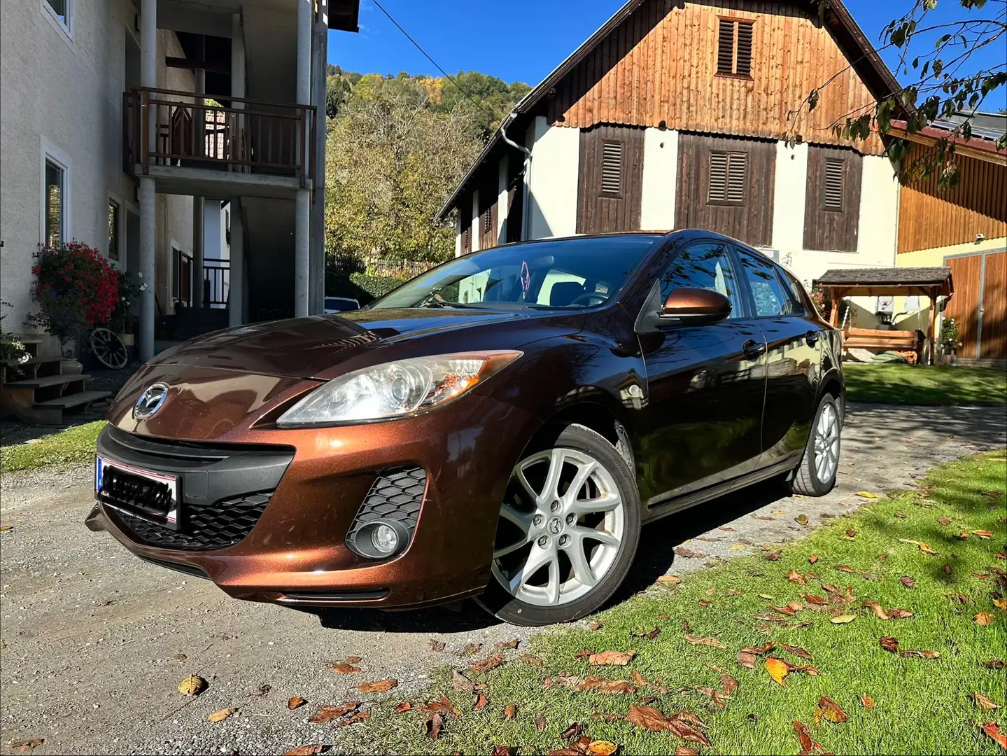 Mazda 3 Mazda 3 Sport 1,6i TX Navi TX Navi Braun - 1