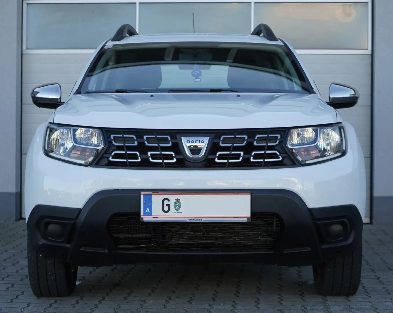 Dacia Duster 4WD DIESEL 6-GANG NEU PICKERL Weiß - 2