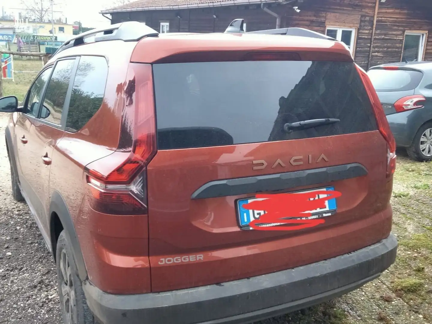 Dacia Jogger 1.0 tce Extreme Gpl 100cv Pomarańczowy - 1