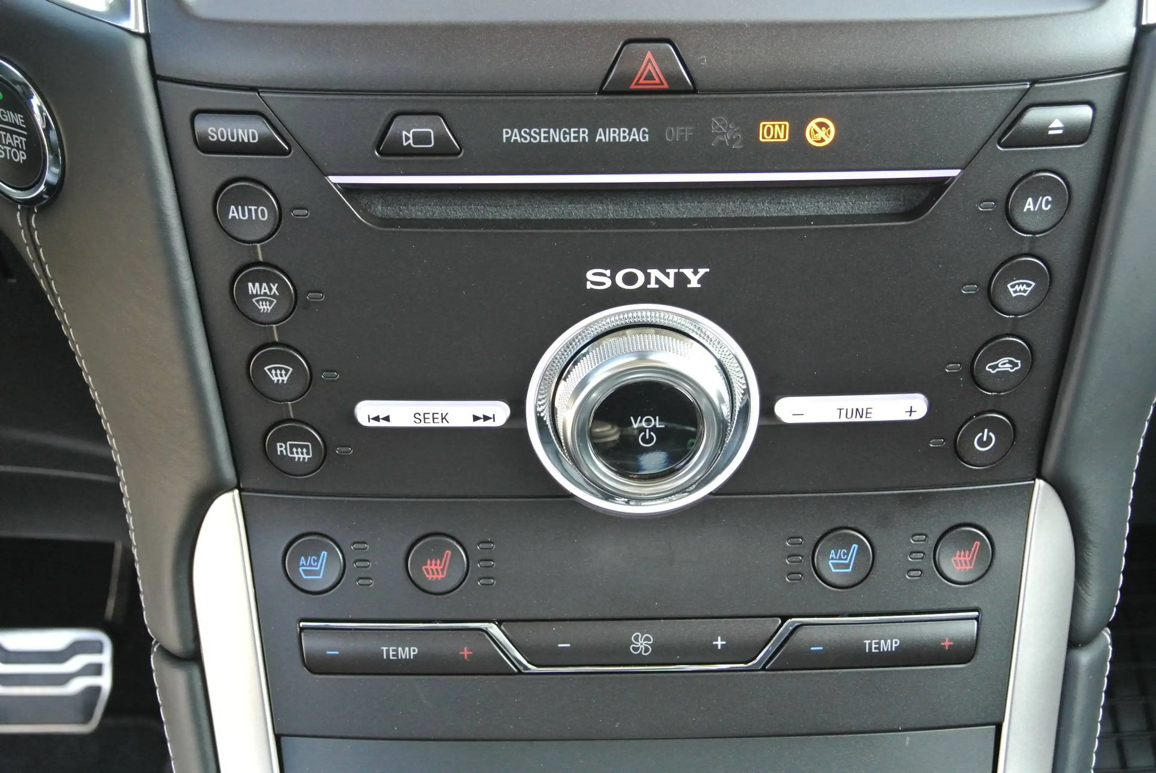 Ford Galaxy 2.0 EcoBlue Aut. AWD VIGNALE * 7-SITZE * LEDER * PANO * Standheizung * MASSAGE * KAMERA — photo 13