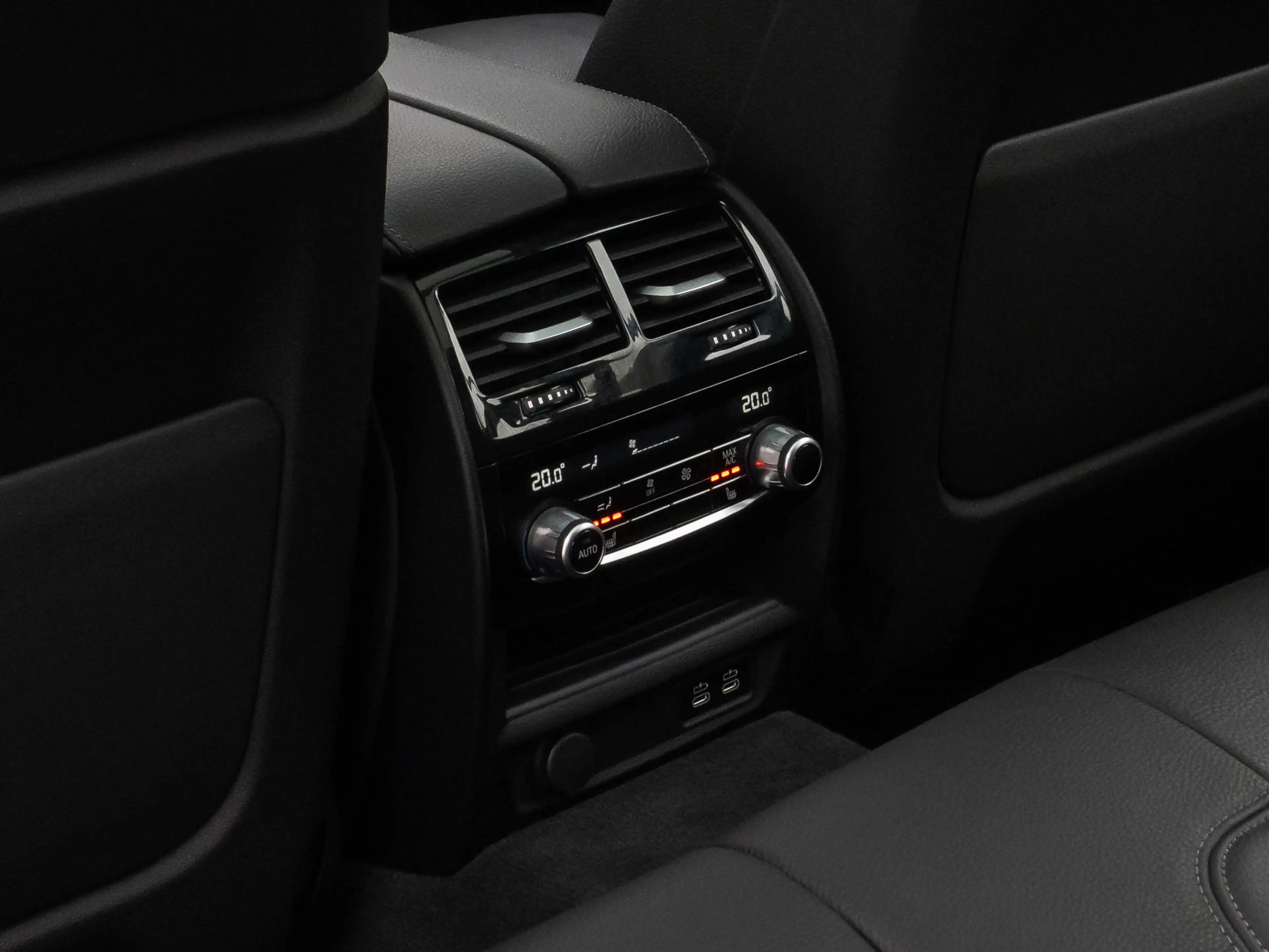 BMW 530 LuxuryLine Pano 360°HUD DAB H K Massage — photo 28