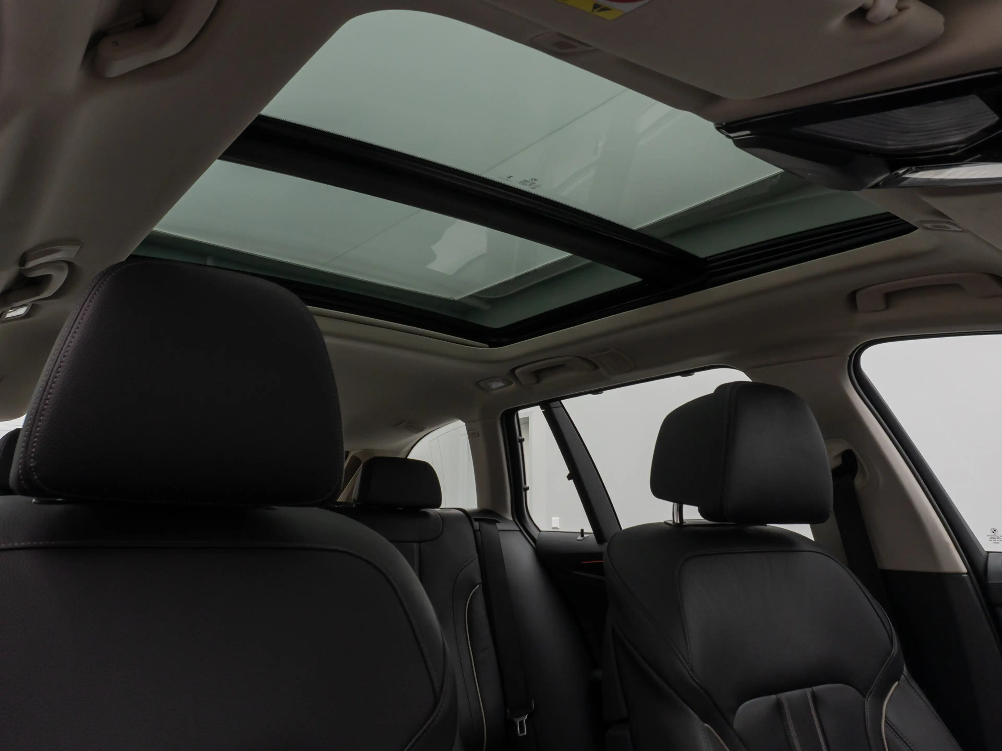 BMW 530 LuxuryLine Pano 360°HUD DAB H K Massage — photo 32