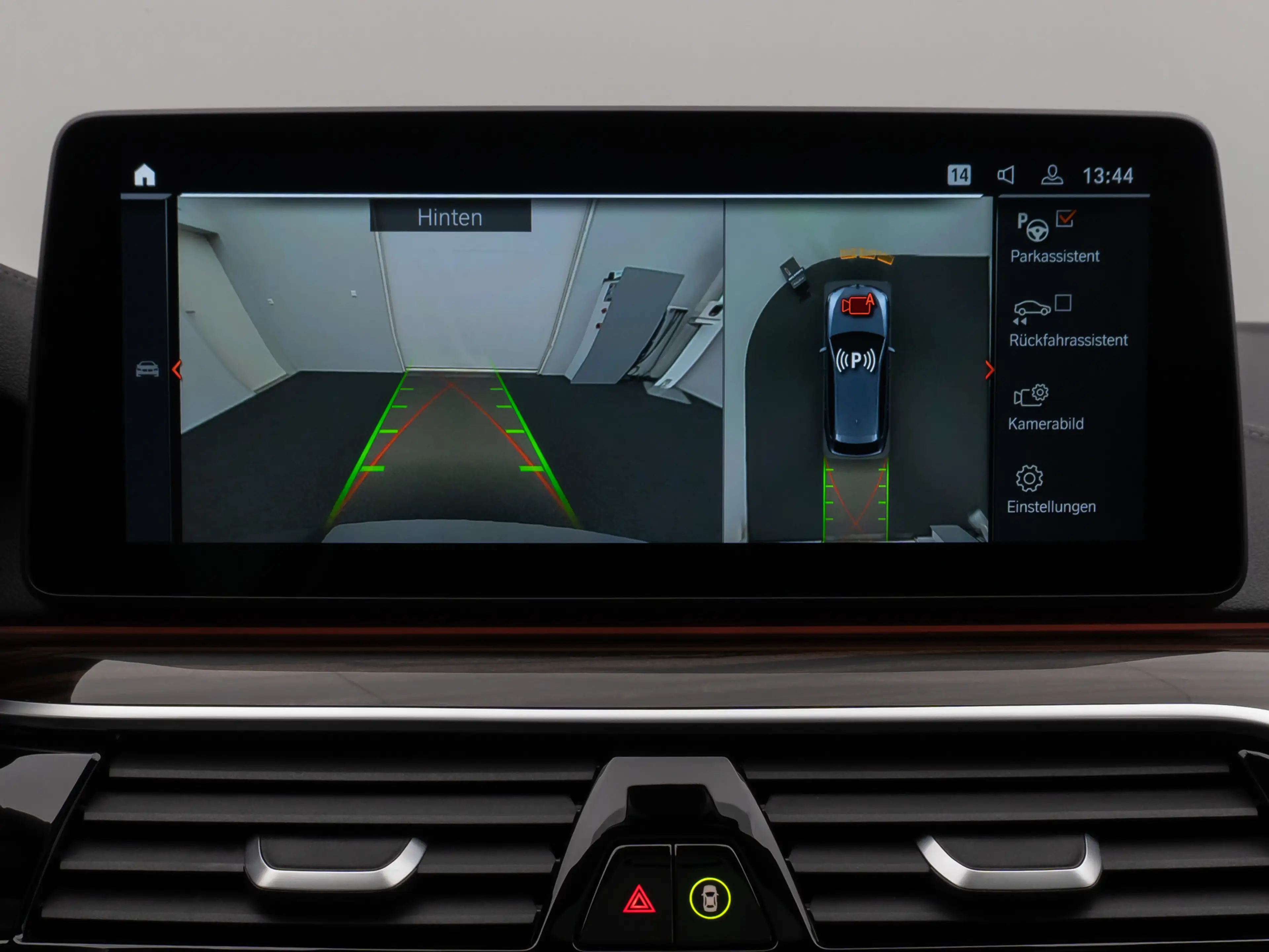 BMW 530 LuxuryLine Pano 360°HUD DAB H K Massage — photo 44