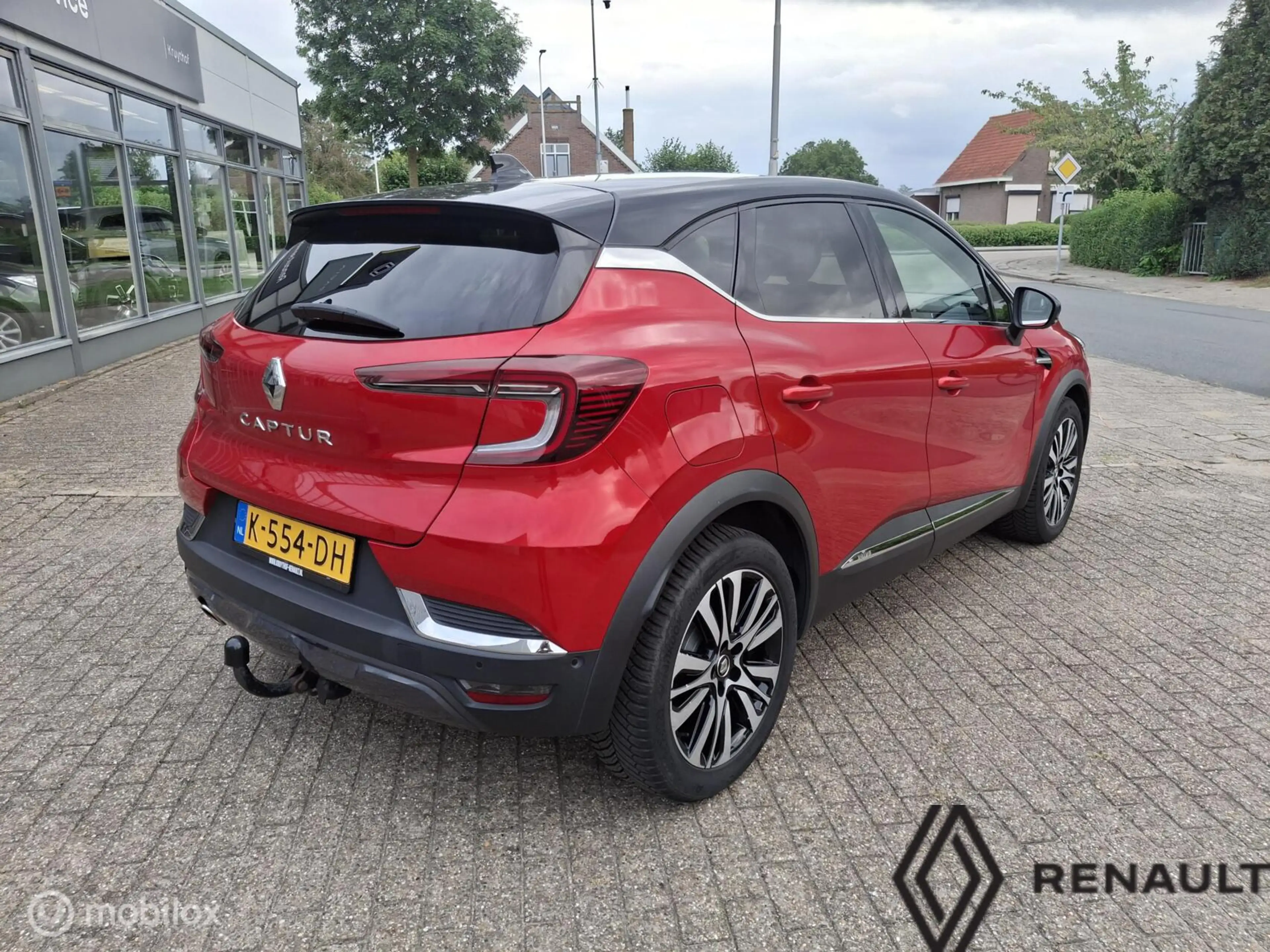 Renault Captur 1.3 TCe 155 Initiale Paris — photo 3