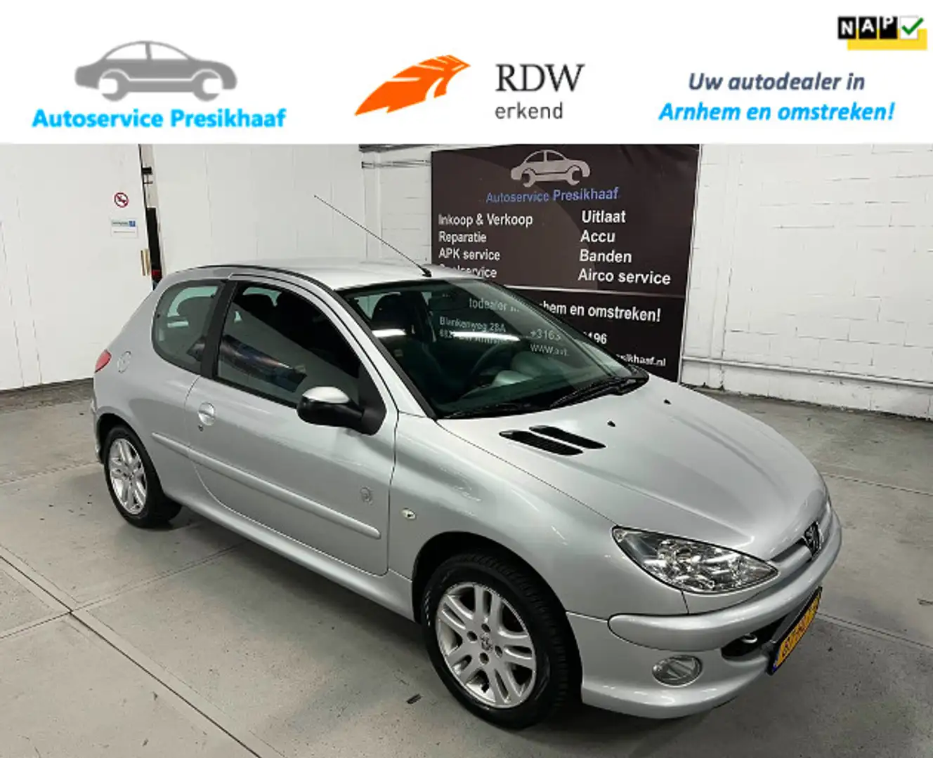 Peugeot 206 1.4 Génération AIRCO / NAP / LM VELGEN Grijs - 1