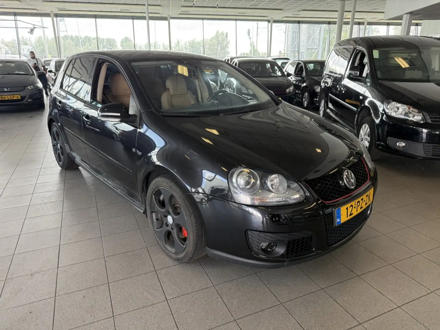 Volkswagen Golf GTI 2.0 TFSI Zwart - 1