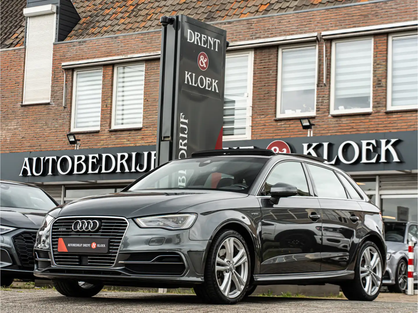Audi A3 Sportback 1.4 e-tron PHEV Ambition Pro Line plus S Grijs - 1