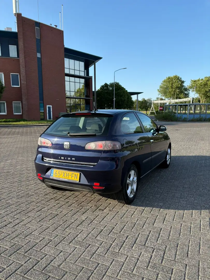 SEAT Ibiza 1.4-16V Trendstyle Blauw - 1