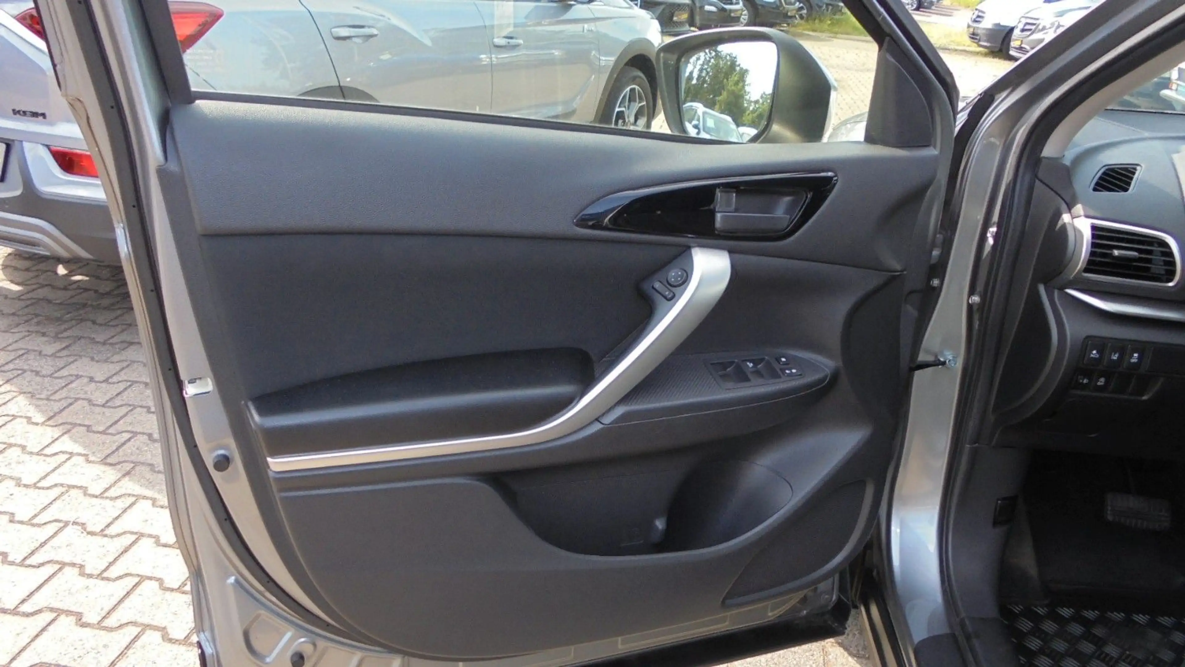 Mitsubishi Eclipse Cross 2WD,Automatik,Klima,RFK,WKR,LM-Rä — photo 5
