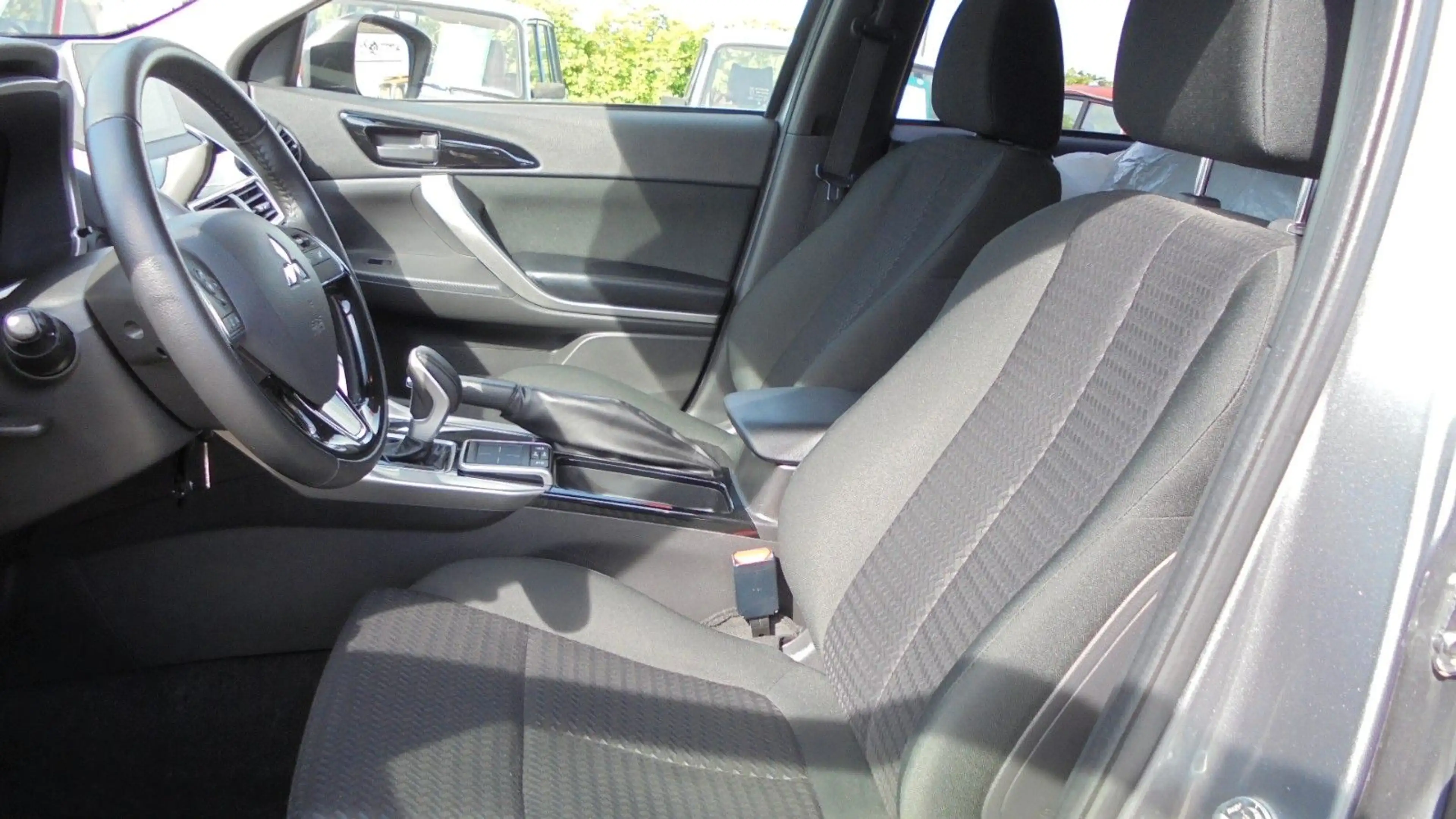 Mitsubishi Eclipse Cross 2WD,Automatik,Klima,RFK,WKR,LM-Rä — photo 14