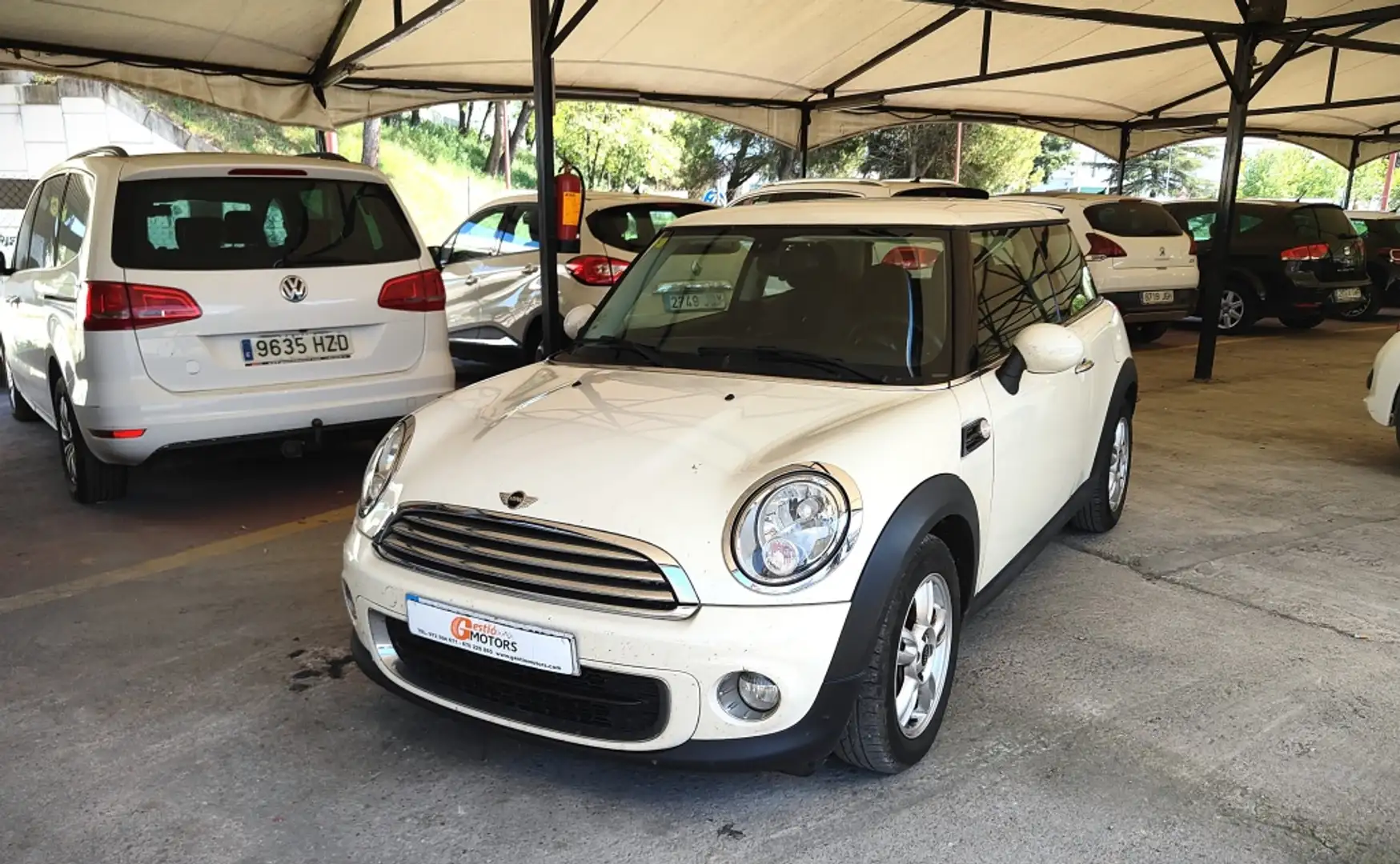 MINI One D Beige - 1