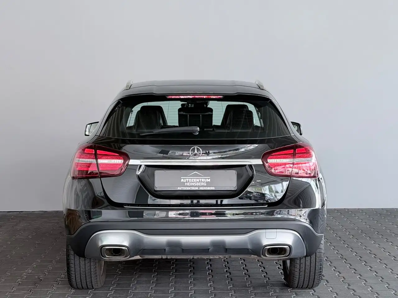 Mercedes-Benz GLA Automatik NAVI PDC SHZ, миниатюра 3