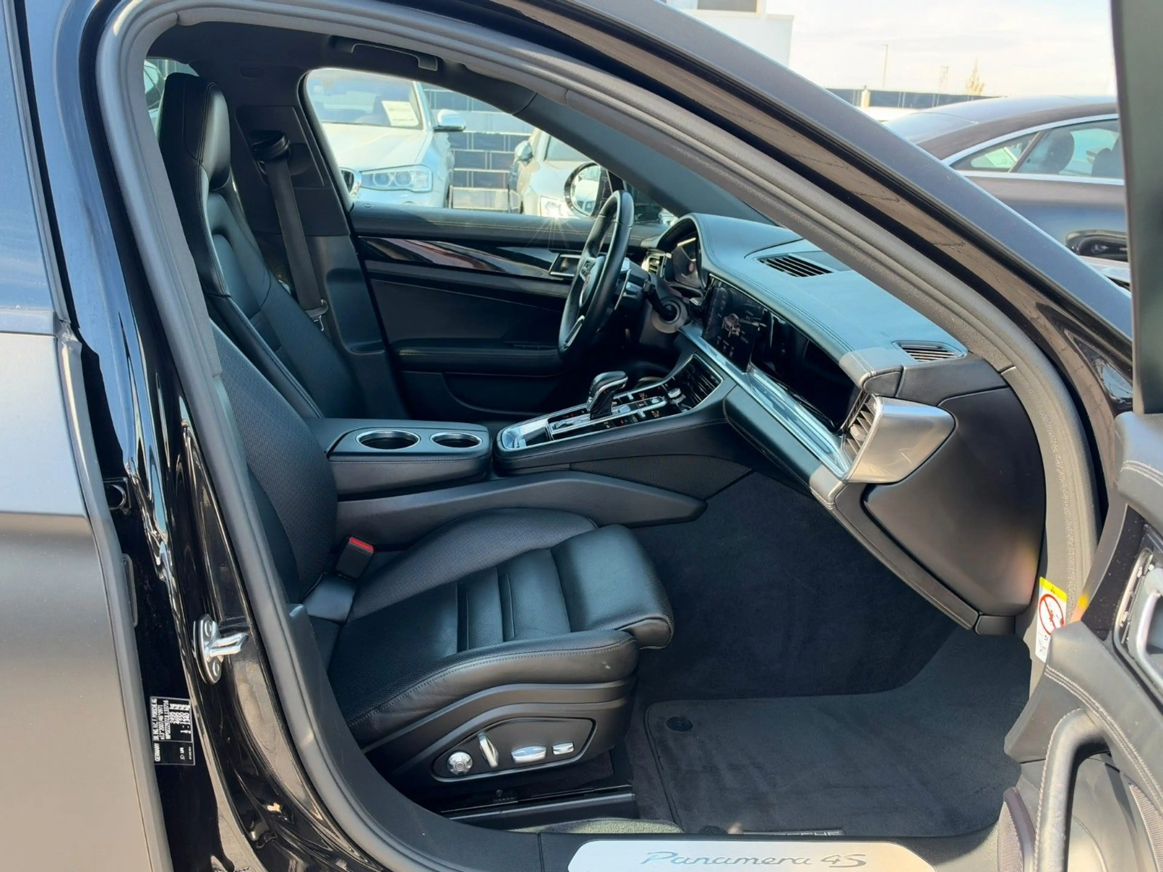 Porsche Panamera 4 S VOLL*PANO*360°*ACC+*MASSAGE*21 ZOLL — photo 11