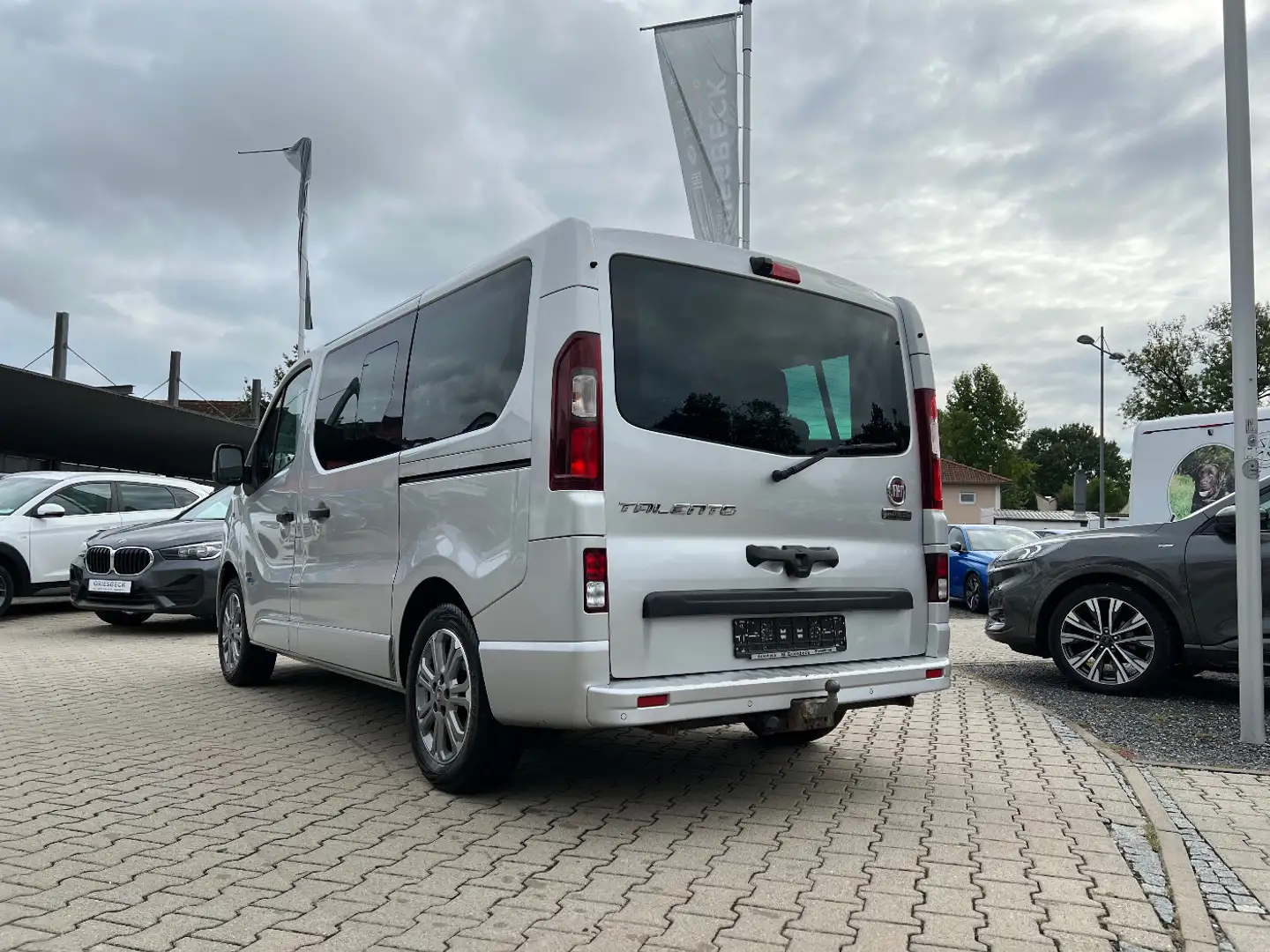 Fiat Talento Kombi L1H1 2.0 Ecojet 145 Family *AHK* Gris - 2