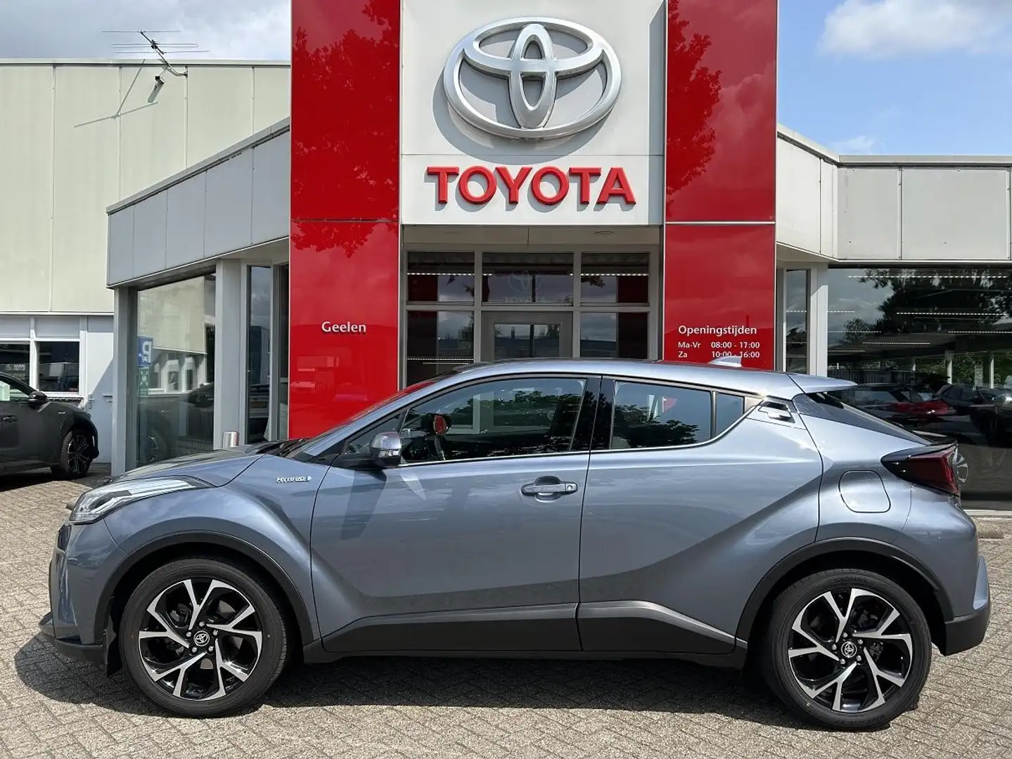 Toyota C-HR 2.0 Hybrid Dynamic, Navi, Trekhaak Gris - 2