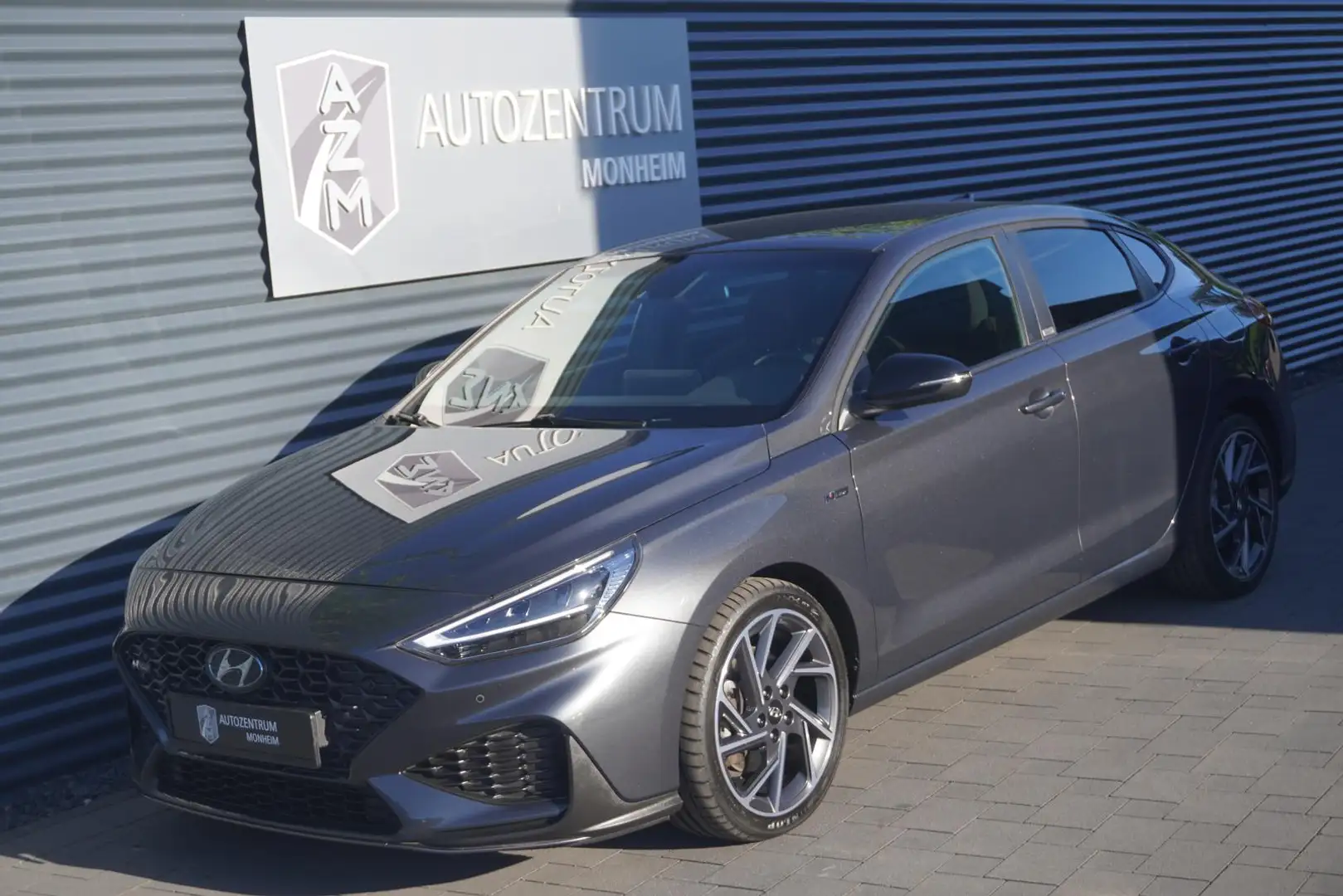 Hyundai i30 FASTBACK N-LINE|AUTOMATIK|KAMERA|APPLE|NAVI Grau - 2