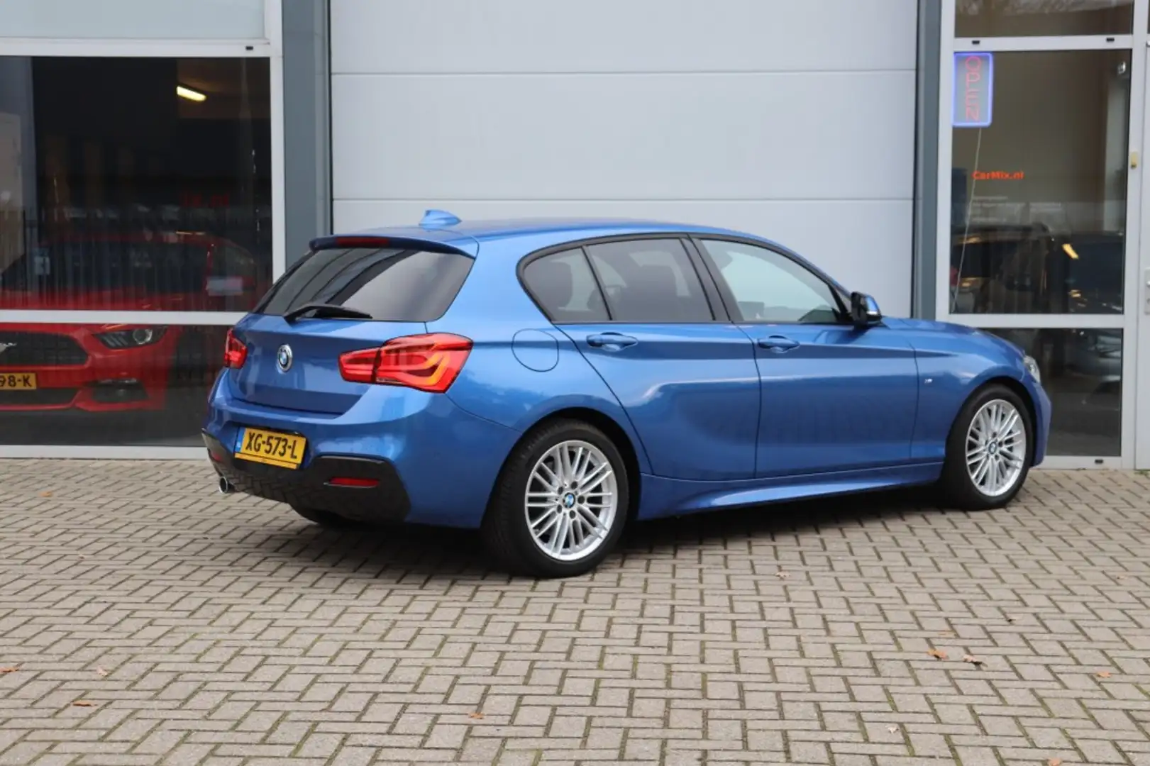 BMW 116 116D High Executive M SPORT/CARPLAY/CAMERA/STOEL.V Blauw - 2