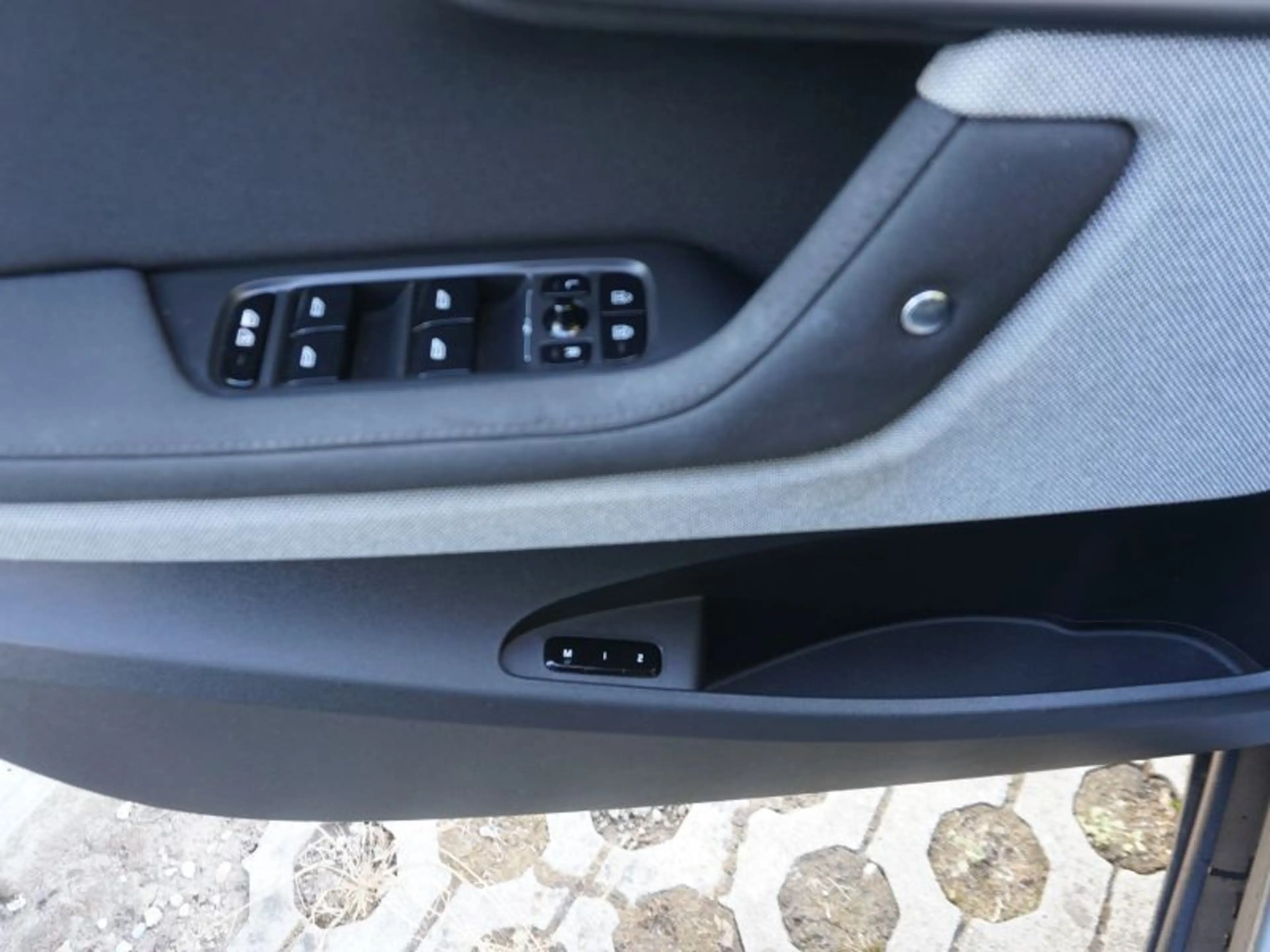 Polestar 2 Long Range 78kWh Single Motor *LED+19"ALU* — photo 14