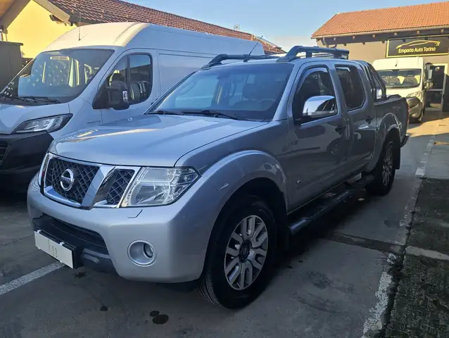 Nissan Navara Navara 3.0 V6/AUTO/TAGLI NISSAN/GANCIO/FANALI LED!