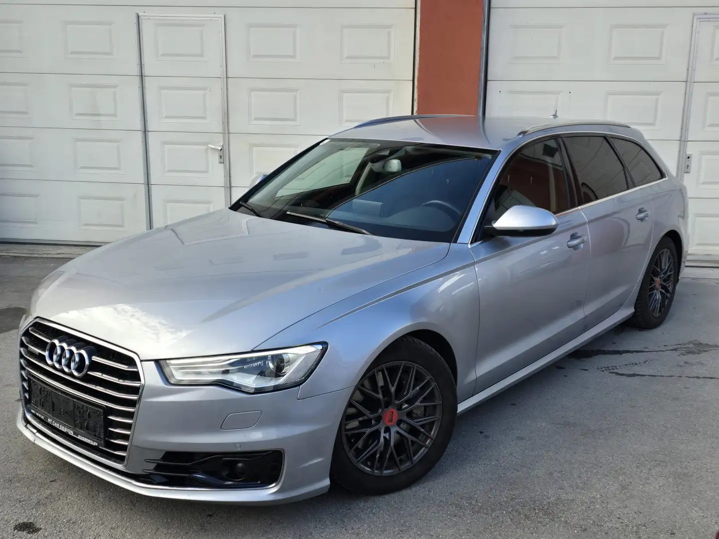 Audi A6 Avant 3,0 TDI clean Quattro intense S-tronic Gris - 1