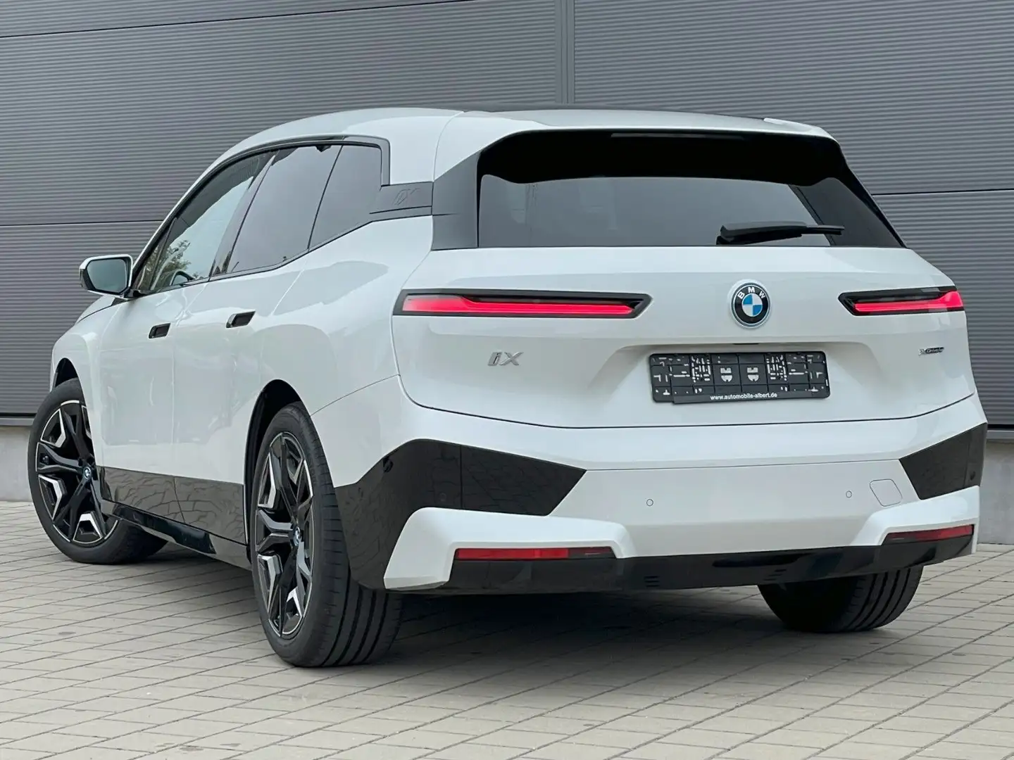 BMW iX 50 xDrive*Pano Sky*2-Achs Luft*H/K*Sitzbelüft Blanc - 2
