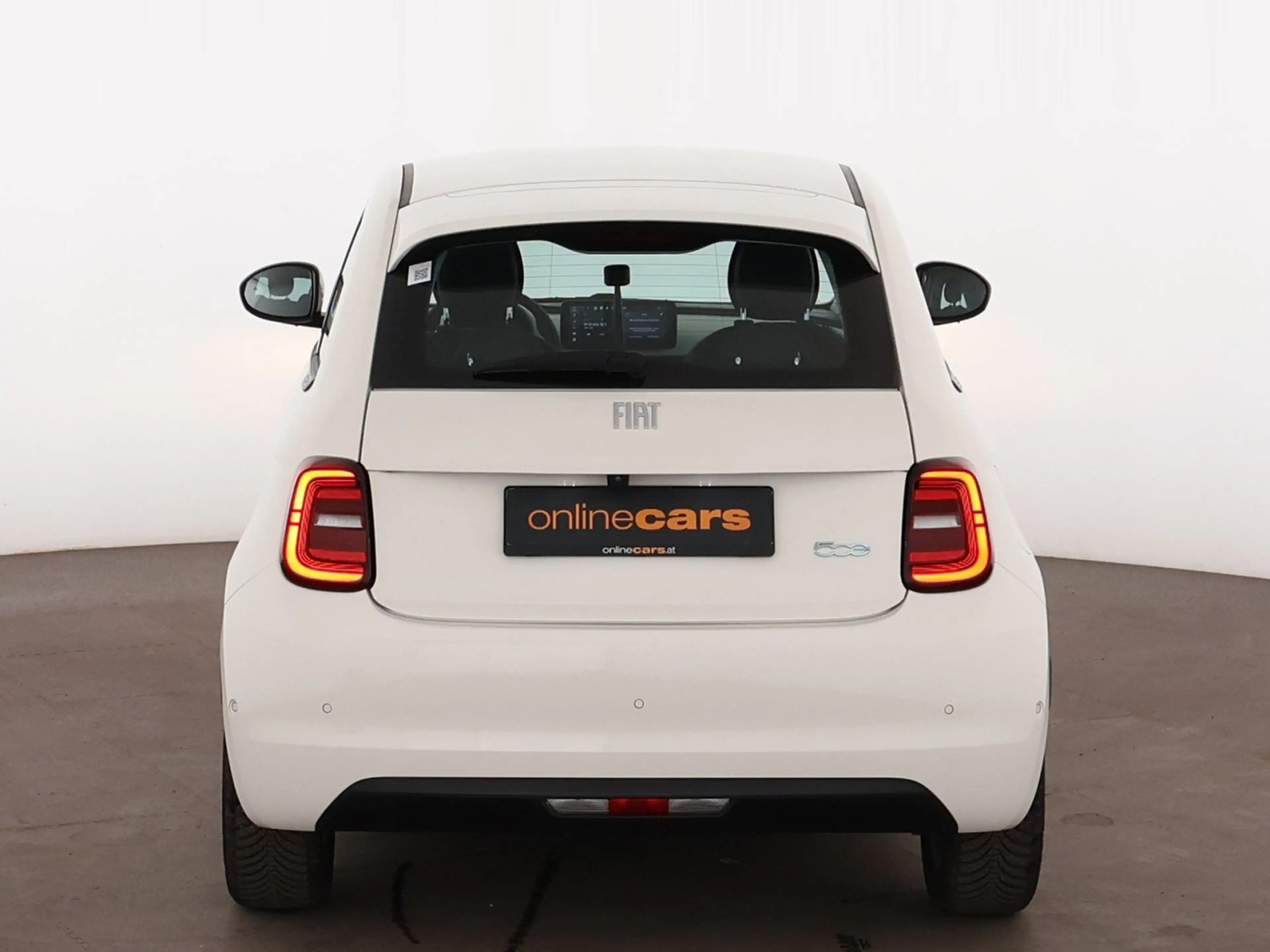 Fiat 500e 500 e 42kWh Aut NAVI SITZHZG R-CAM ASSIST TEMP — photo 7