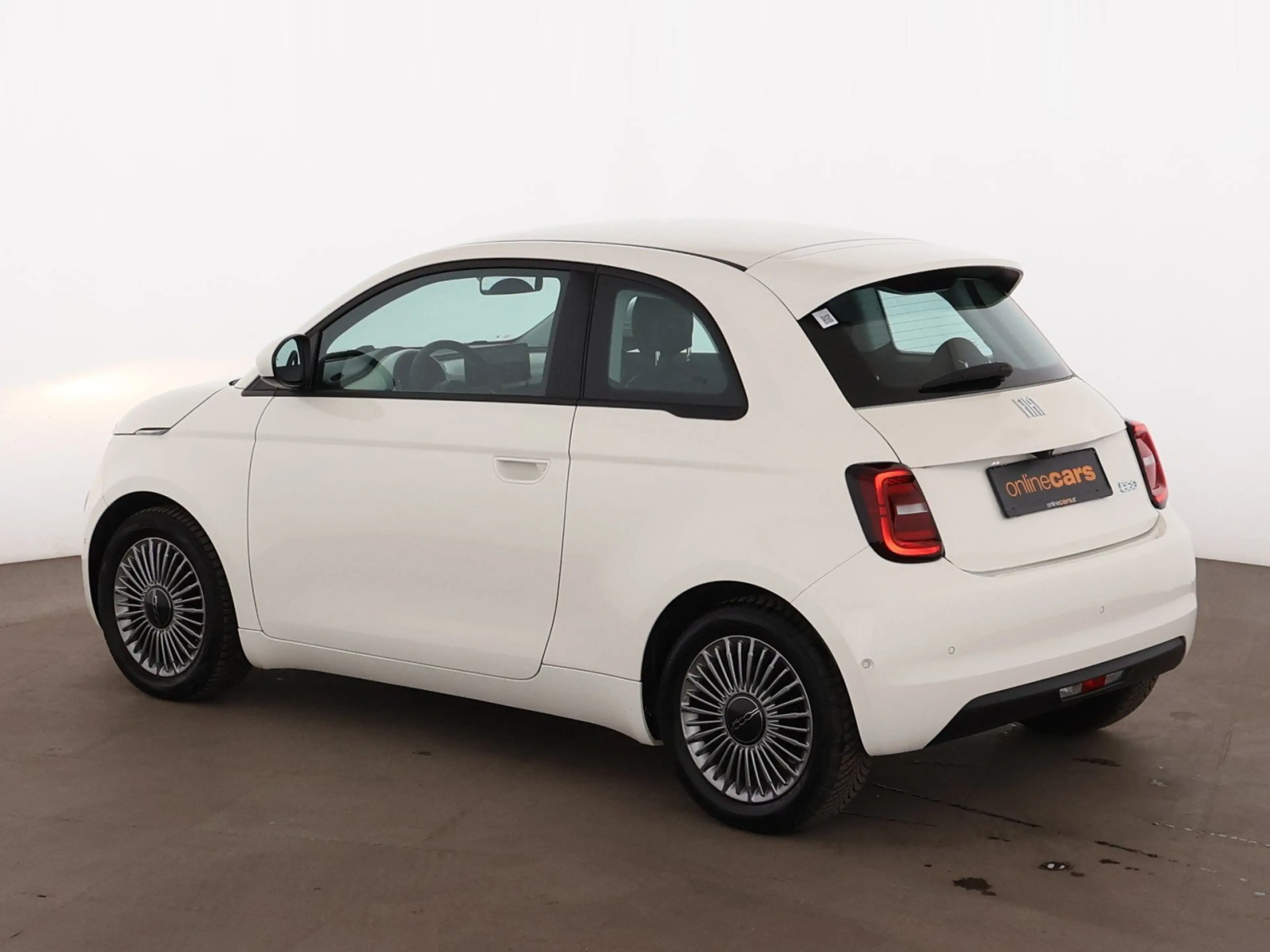 Fiat 500e 500 e 42kWh Aut NAVI SITZHZG R-CAM ASSIST TEMP — photo 6