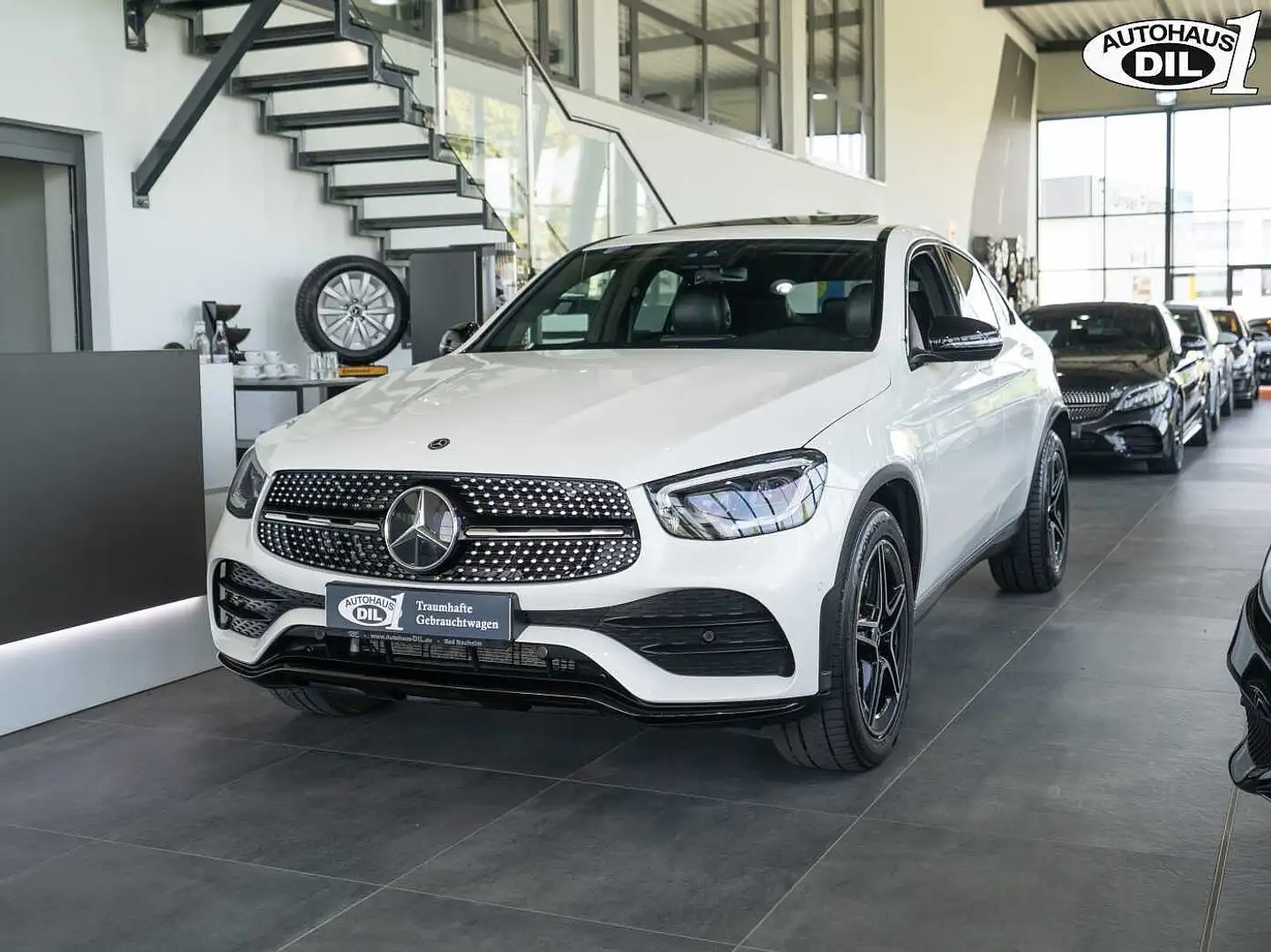 Mercedes-Benz GLC 200 Coupé 4M *AMG*NIGHT*RFK*SCHIEBEDACH* Weiß - 2
