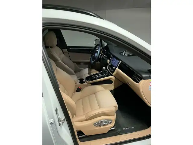 Porsche Macan Macan, Panoramadach, SAGA, Sport-Chrono Ansicht 21