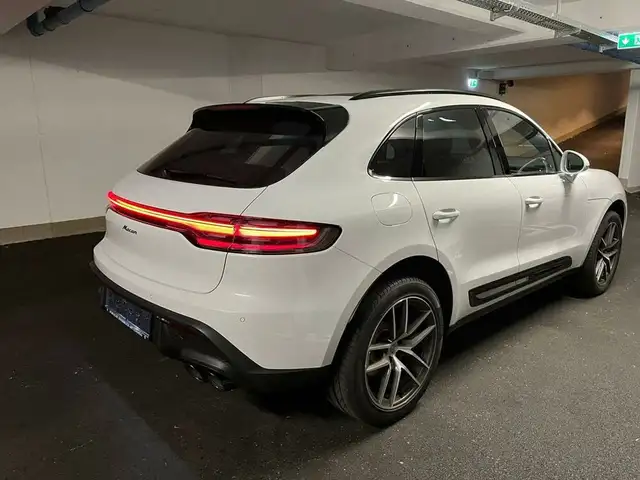 Porsche Macan Macan, Panoramadach, SAGA, Sport-Chrono Ansicht 12