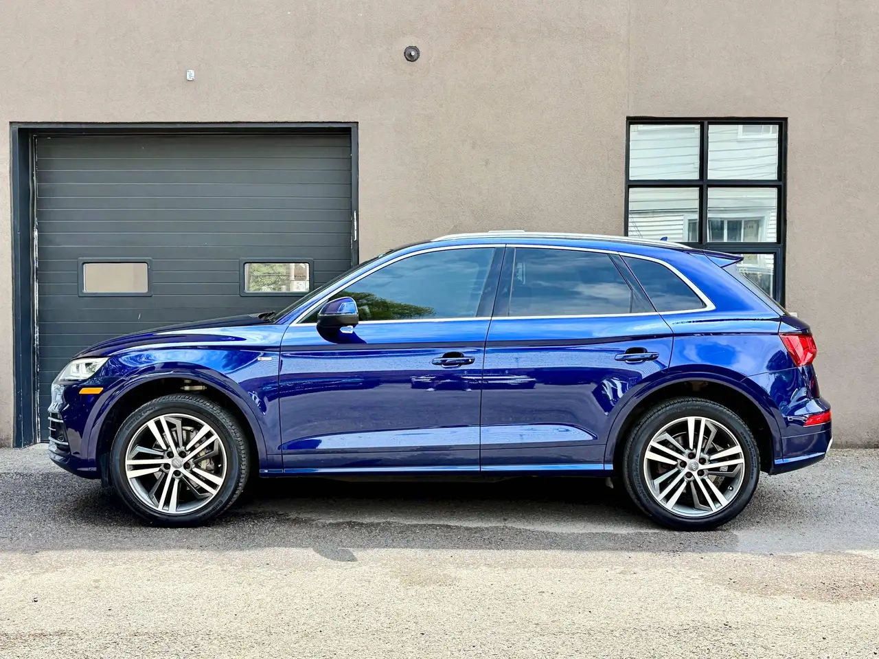 Audi Q5 снимка Audi Q5