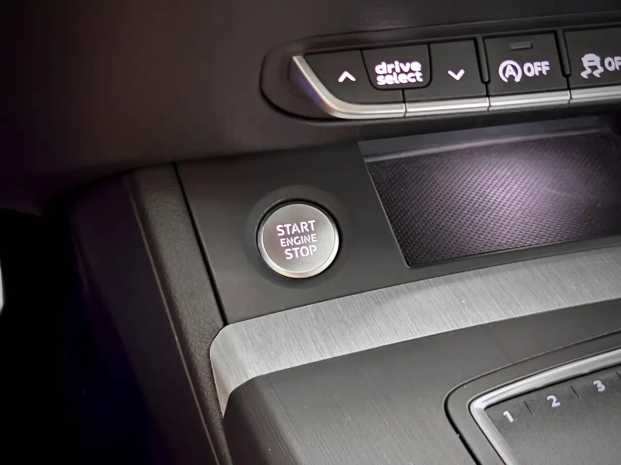 Audi Q5 снимка Audi Q5