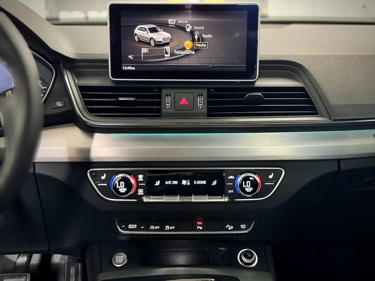 Audi Q5 снимка Audi Q5