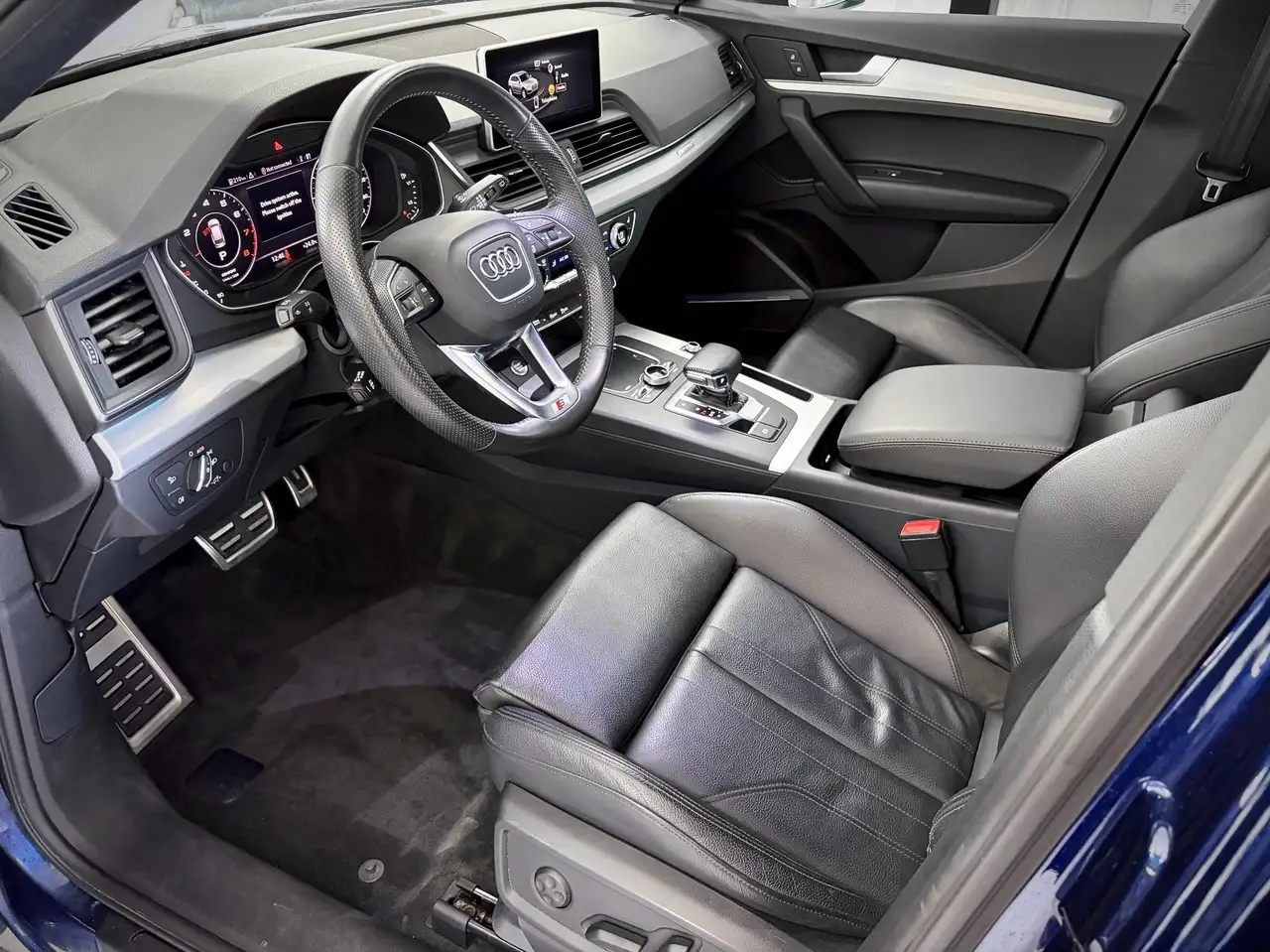 Audi Q5 снимка Audi Q5