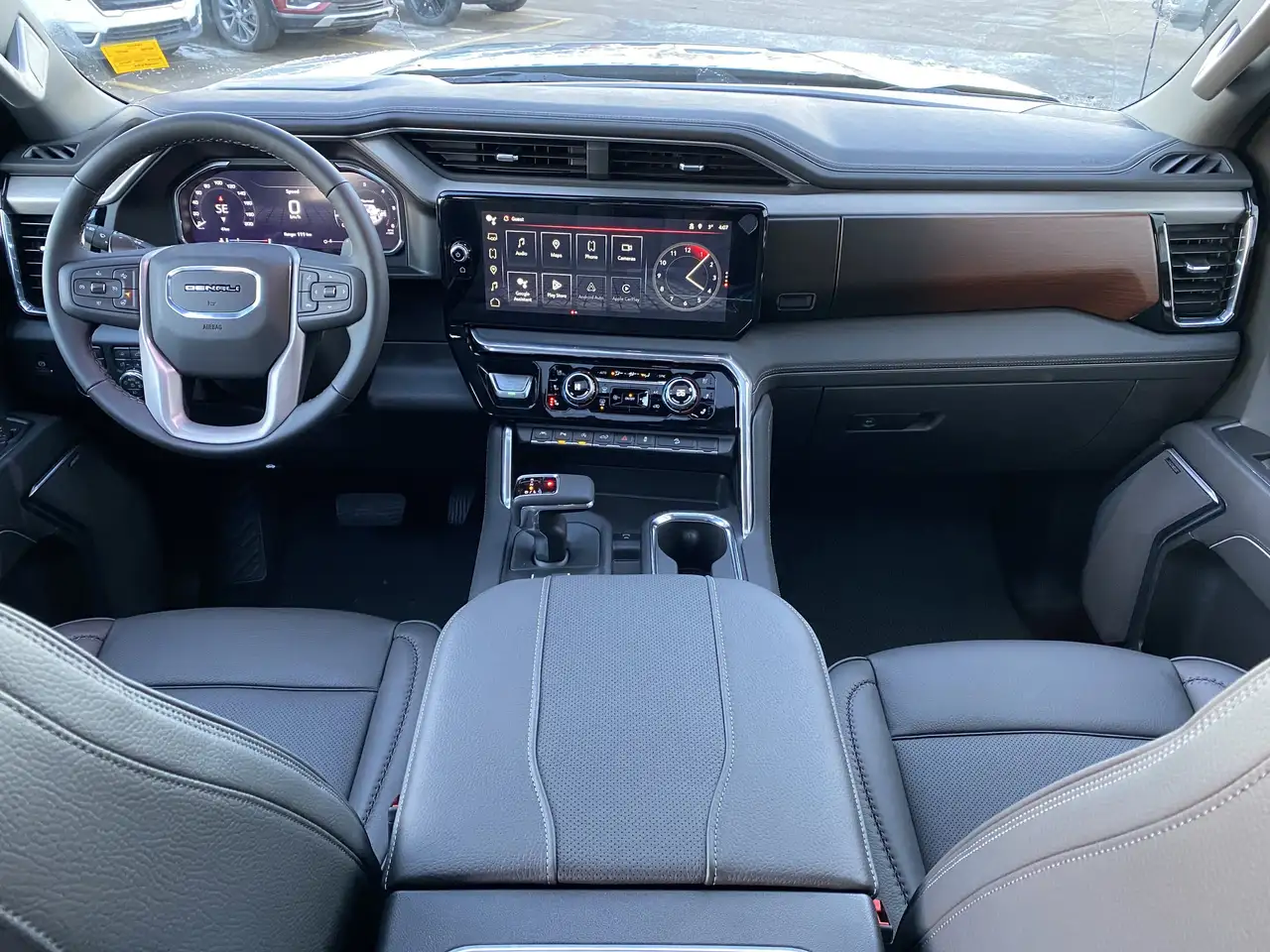 GMC Sierra 1500 снимка GMC Sierra 1500