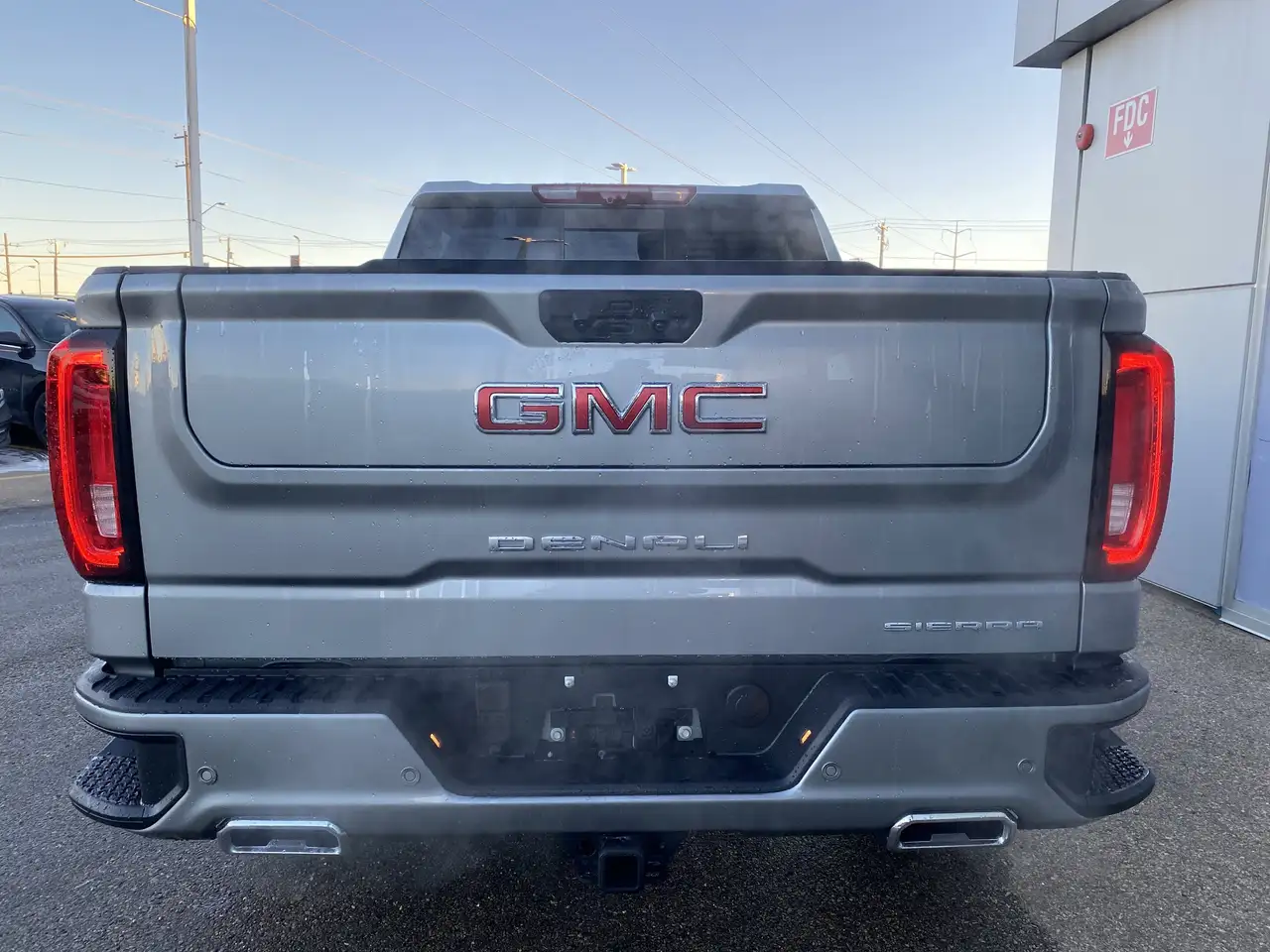 GMC Sierra 1500 снимка GMC Sierra 1500
