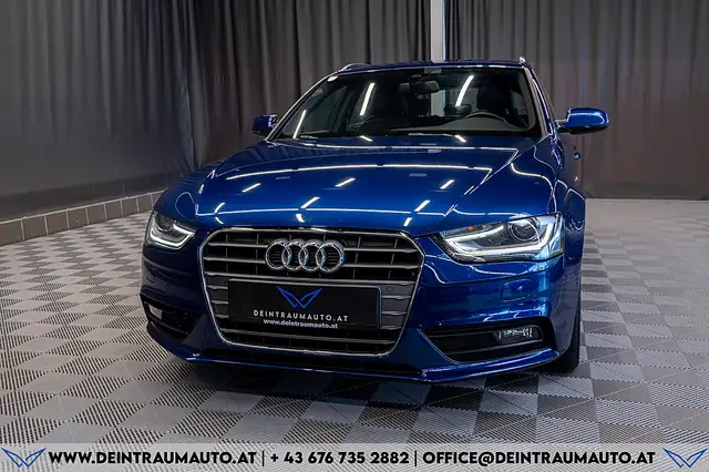 Audi A4 view 3