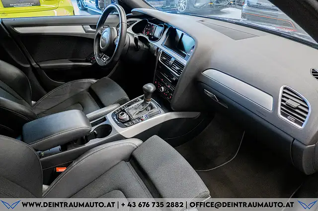 Audi A4 view 15