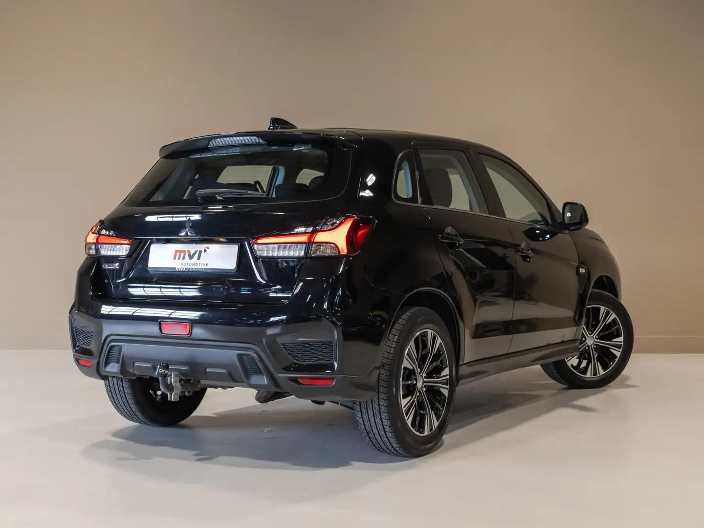 Mitsubishi ASX 2.0 Pure / 150pk / Trekhaak / Apple CarPlay / Stoe Zwart - 2