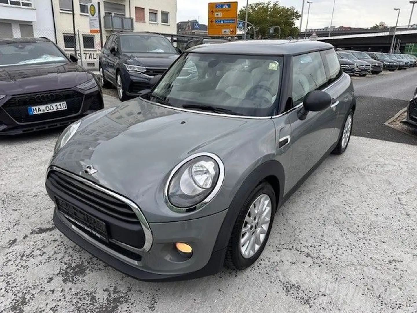 MINI One Mini 3-trg. One D NAVI*LEDER*PANO Grau - 1