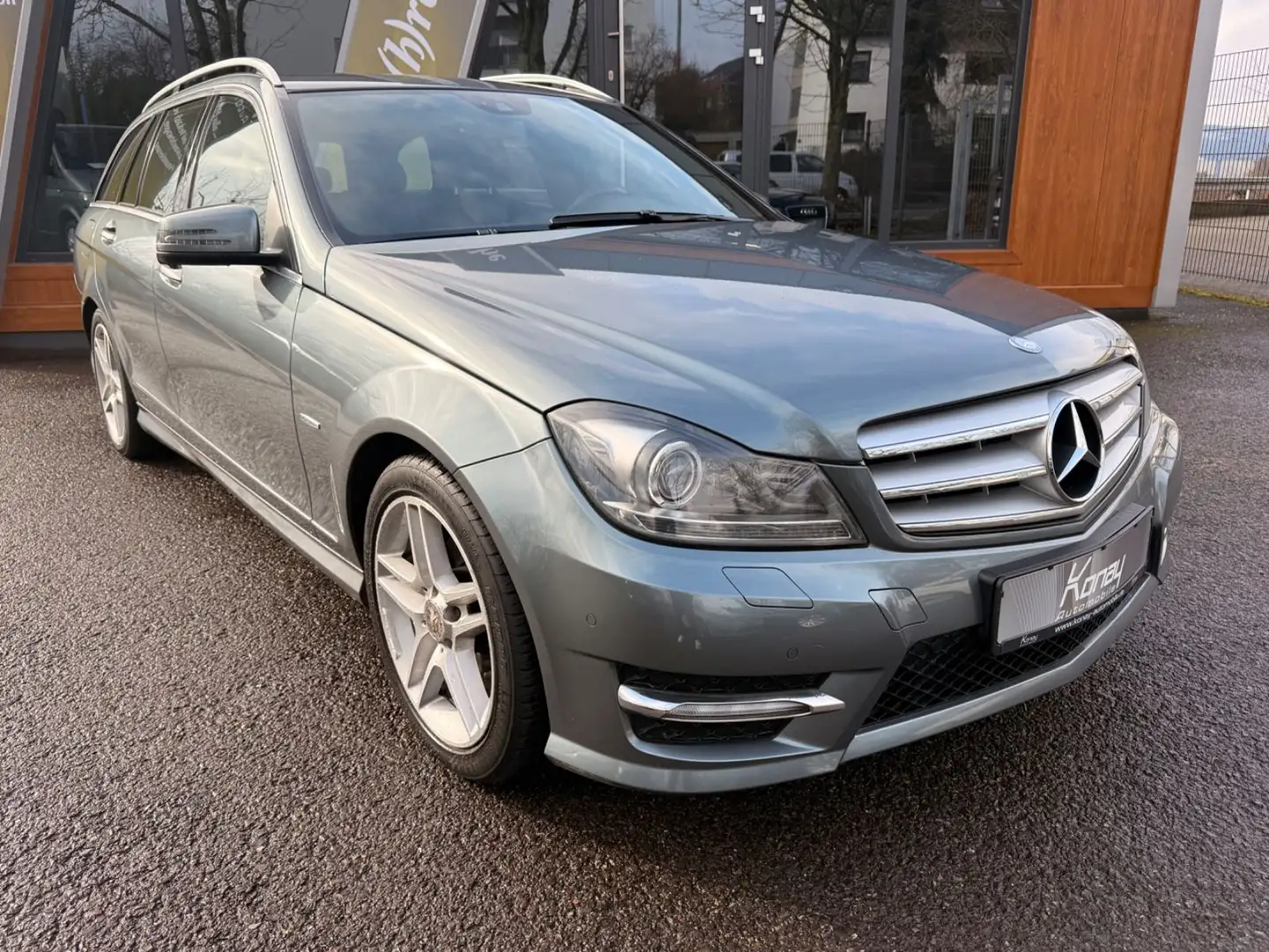 Mercedes-Benz C 220 T CDI 2.Hand Avantgarde AMG *Xenon*ILS*AHK Gris - 1